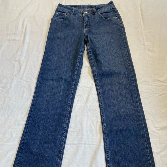 Riders by Lee Women's Dark Wash Jeans Size 6M Mid Rise Straight Leg Stretch - Picture 3 of 8